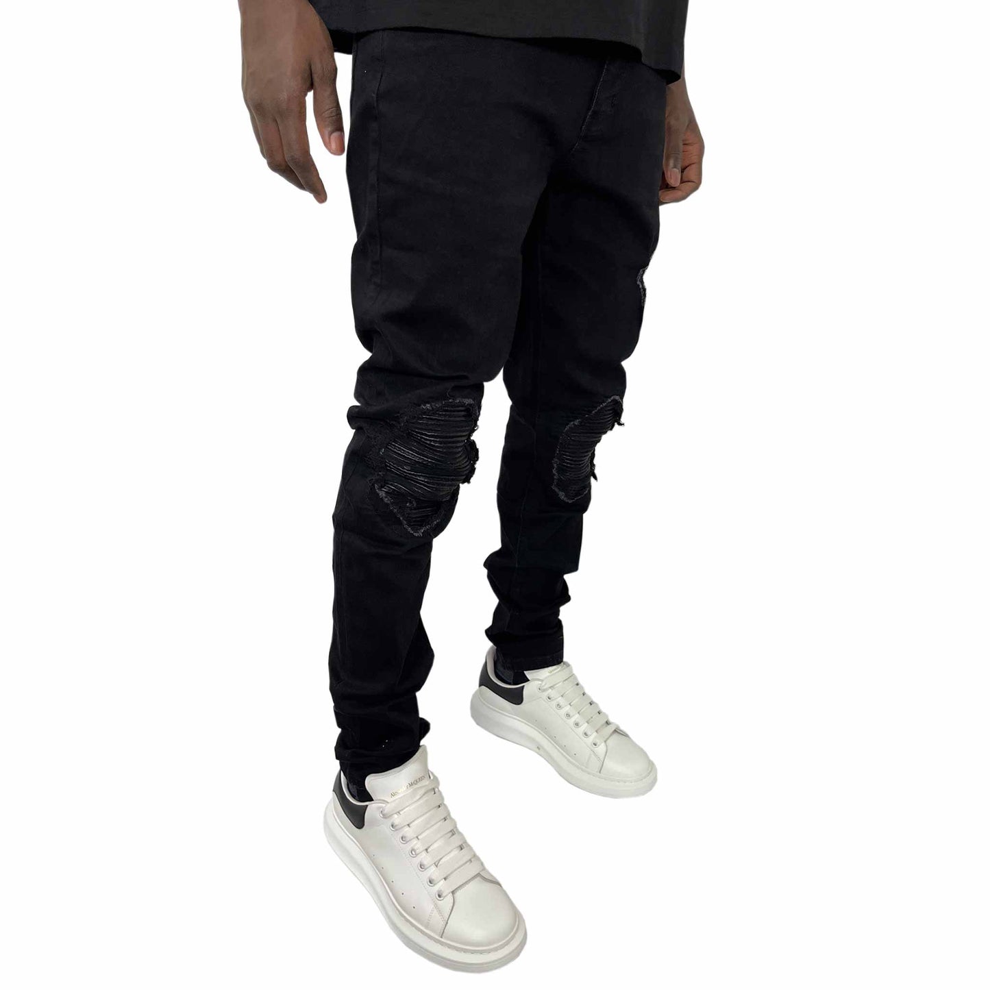 3704 STAY FLY LOW RISE BLACK RIPPED KNEE JEAN